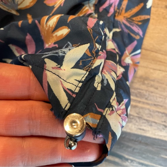 Travis Mathew Women's Mini Skirt with Leaf Print - Picture 4 of 6